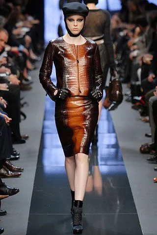 Look 3